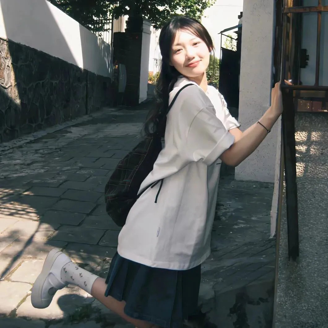 与爱同居